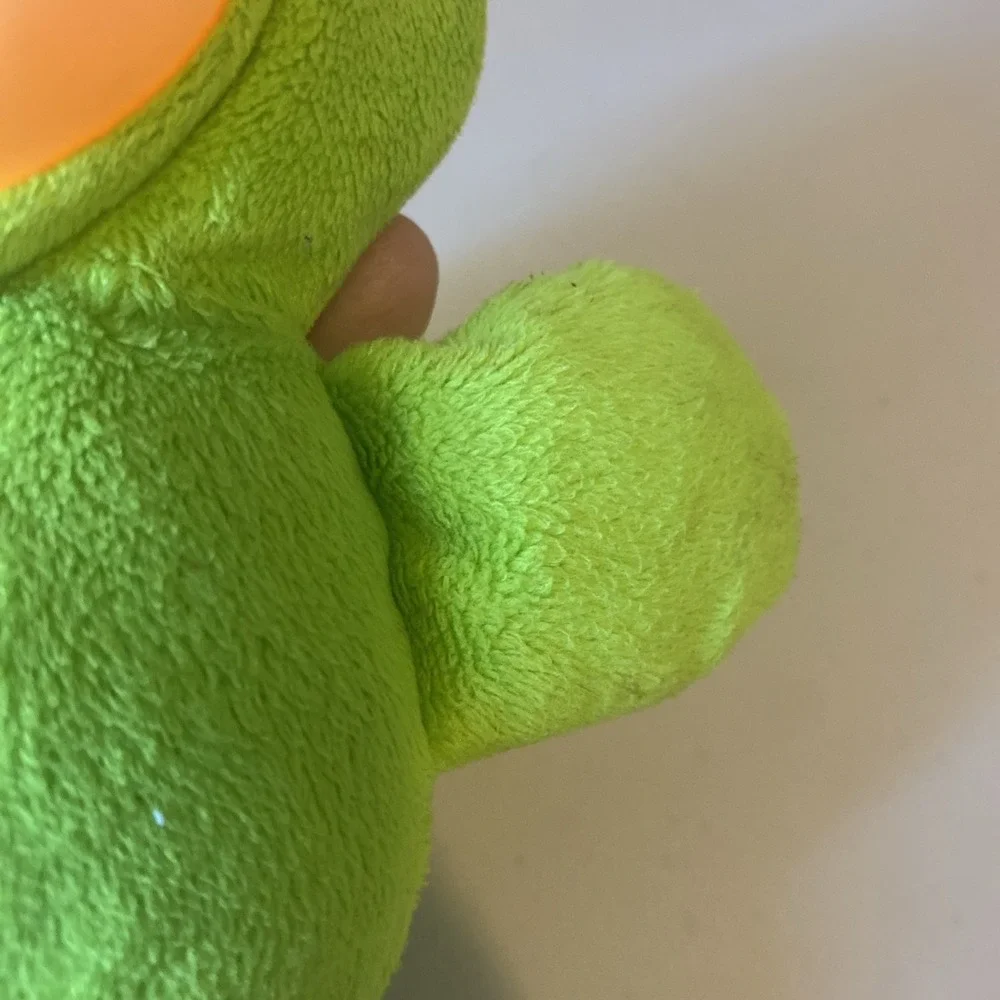 Hasbro Playskool Glo Worm Lullaby 2009 Musical Glo Worm 10